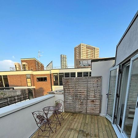 런던 Top Floor Delightful Flat 아파트 외부 사진